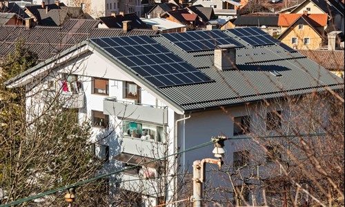 Skupnostna sončna elektrarna Jesenice Skupnostna sončna elektrarna Jesenice