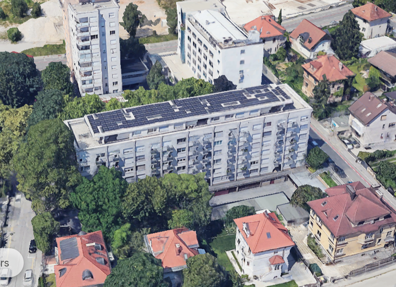 Sosedska sončna elektrarna na Smoletovi 12