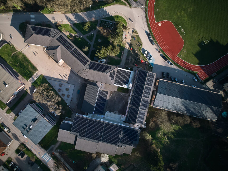 Sončna šola Hrastnik, skupnostna sončna elektrarna, občina Hrastnik