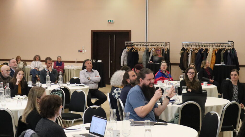 10. konferenca dovolj za vse