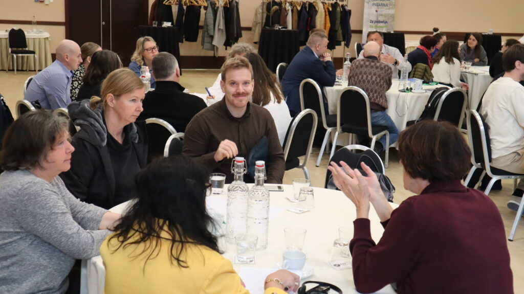 10. konferenca dovolj za vse