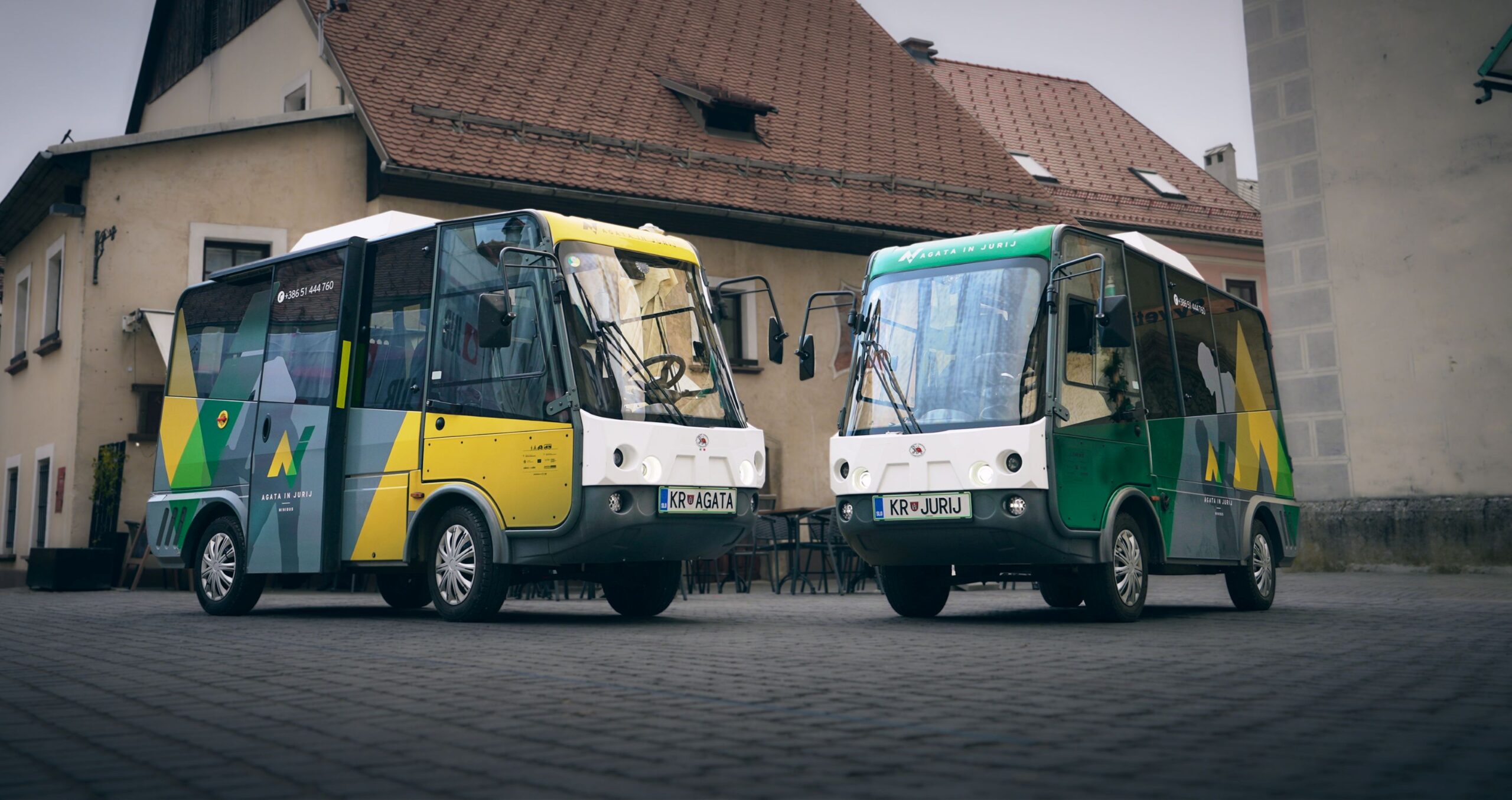 E-minibus v pešconi: Agata in Jurij E-minibus v pešconi: Agata in Jurij